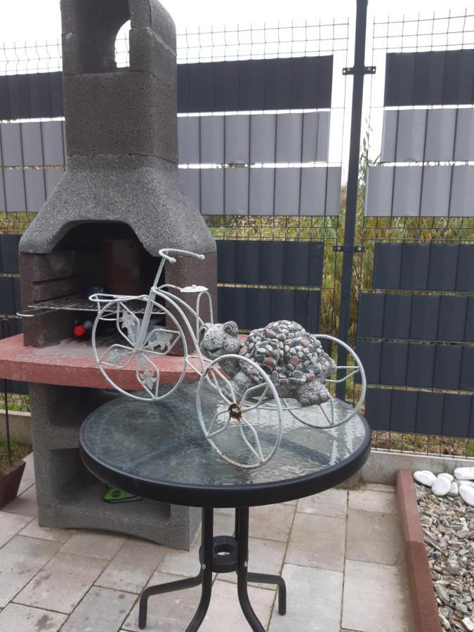 Maly Apartamencik Teo Rewal Luaran gambar